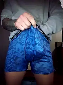 Snapshot of MrBiggBallz chatting on February 1, 2025, 12:05 pm MrBiggBallz online show from February 1, 2025, 12:05 pm