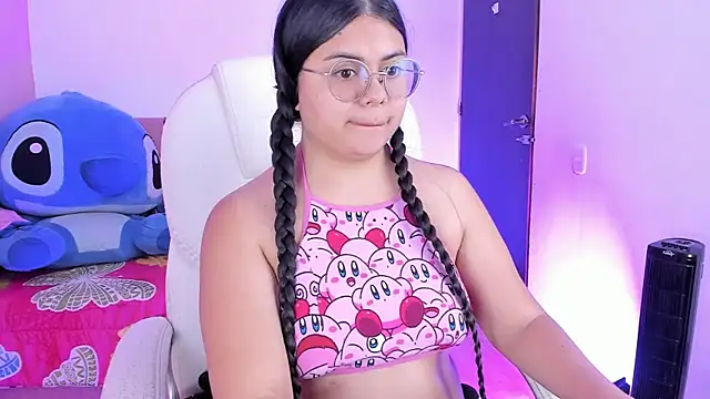 Snapshot of esmeralda112 chatting on May 25, 2026, 8:09 am esmeralda112 online show from May 25, 2026, 8:09 am