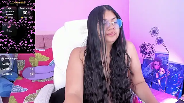 Snapshot of esmeralda112 chatting on June 9, 2026, 10:16 am esmeralda112 online show from June 9, 2026, 10:16 am