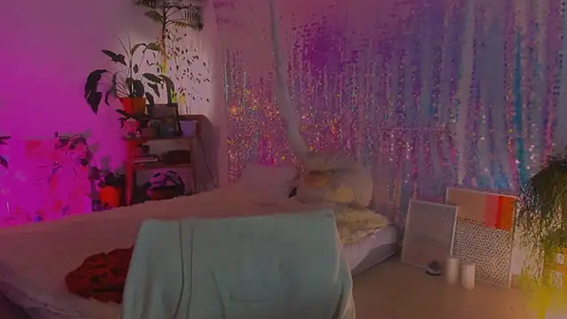 poli   online show from December 16, 2024, 12:15 am