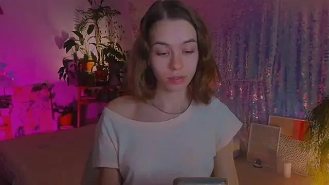 poli   online show from December 16, 2024, 9:09 pm