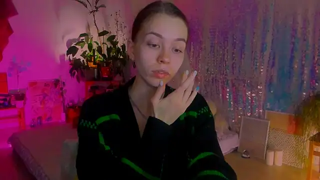 poli   online show from February 9, 2025, 9:28 pm