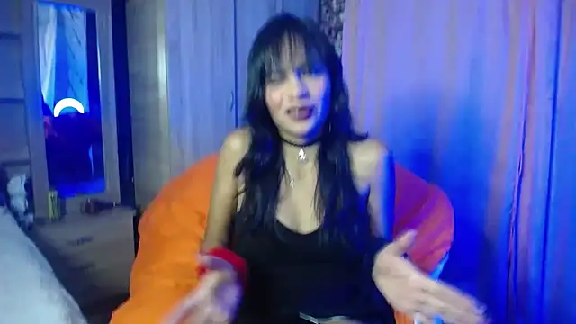 Samara Beltran online show from February 4, 2025, 3:44 am