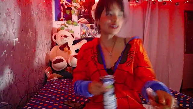Samara Beltran online show from October 18, 2025, 2:25 am