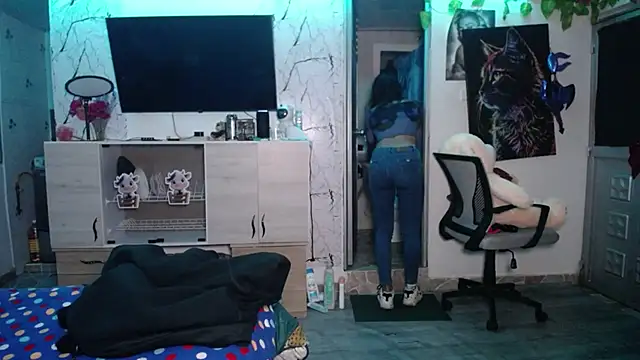 Samara Beltran online show from October 21, 2025, 3:51 am