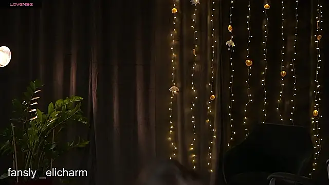 Snapshot of Elice_Dream chatting on February 21, 2026, 7:48 pm Elice Dream online show from February 21, 2026, 7:48 pm