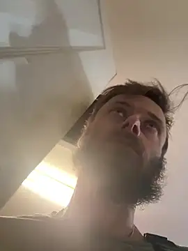 CloudDadddyyy420 online show from March 9, 2025, 9:02 am