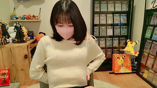 Snapshot of HIKARI_x0 chatting on November 11, 2025, 2:17 pm HIKARI x0 online show from November 11, 2025, 2:17 pm