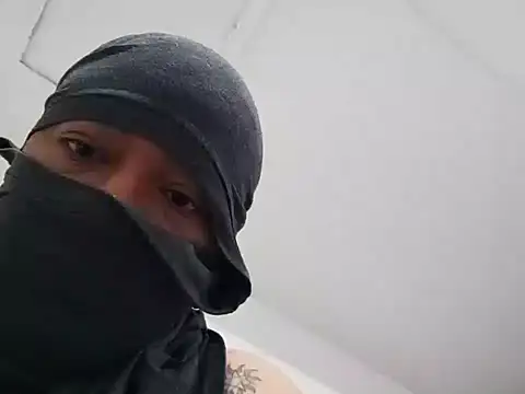 Theking0897 online show from February 15, 2026, 11:56 pm