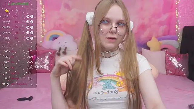 Snapshot of minx_g1rl chatting on March 8, 2025, 10:32 am minx g1rl online show from March 8, 2025, 10:32 am