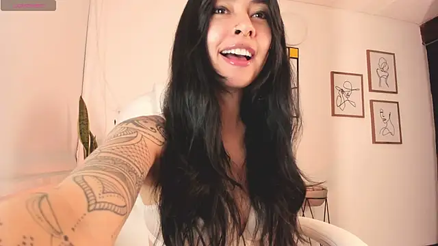 sara-lauren online show from January 23, 2025, 12:46 am