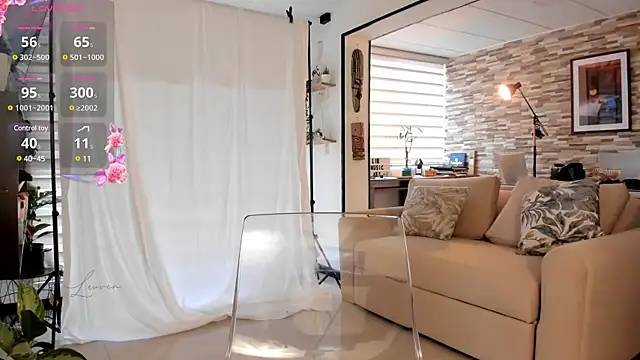 sara-lauren online show from March 5, 2025, 7:17 pm