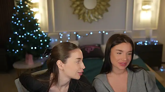 Kate054 online show from December 17, 2025, 1:17 pm