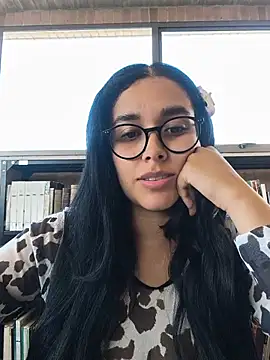 Snapshot of Annya-sweet chatting on July 28, 2026, 3:21 pm Annya-sweet online show from July 28, 2026, 3:21 pm