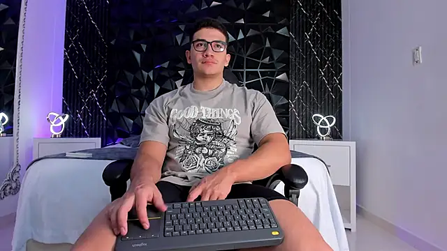 Snapshot of JeffDaltton chatting on January 15, 2026, 8:12 pm JeffDaltton online show from January 15, 2026, 8:12 pm