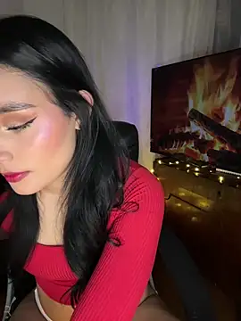 Snapshot of salome_polaniiee chatting on December 10, 2024, 6:33 am salome polaniiee online show from December 10, 2024, 6:33 am