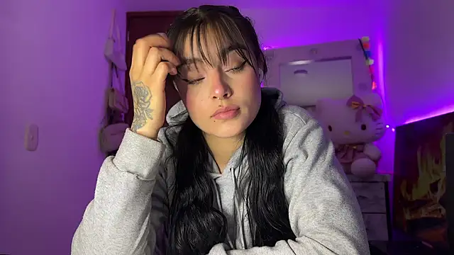 Snapshot of salome_polaniiee chatting on November 23, 2025, 6:57 am salome polaniiee online show from November 23, 2025, 6:57 am