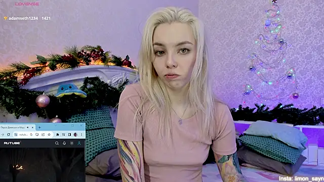 LillyMoure  online show from January 13, 2025, 4:18 am