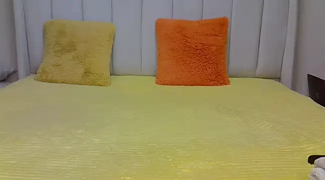 Snapshot of _heavenlysent chatting on January 15, 2025, 3:33 am heavenlysent online show from January 15, 2025, 3:33 am