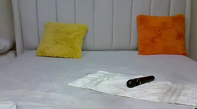 Snapshot of _heavenlysent chatting on March 17, 2025, 7:46 am heavenlysent online show from March 17, 2025, 7:46 am