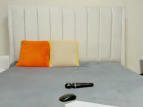 Snapshot of _heavenlysent chatting on September 20, 2025, 2:23 am heavenlysent online show from September 20, 2025, 2:23 am