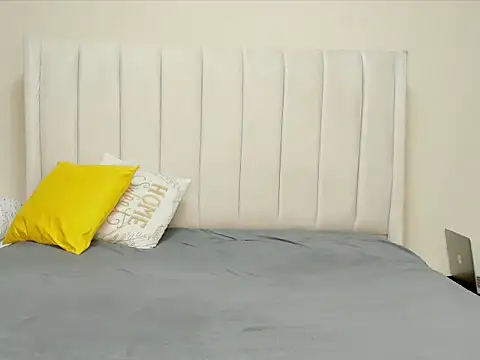  heavenlysent online show from November 3, 2025, 4:36 am