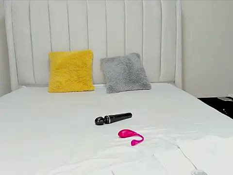 Snapshot of _heavenlysent chatting on November 21, 2025, 4:22 am heavenlysent online show from November 21, 2025, 4:22 am