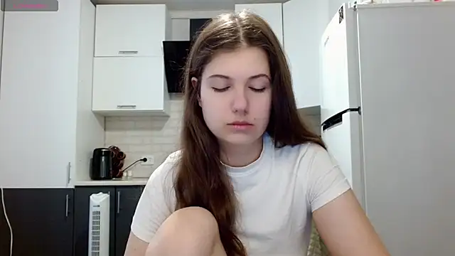 Snapshot of SayMeow_ chatting on June 24, 2026, 6:23 am SayMeow online show from June 24, 2026, 6:23 am