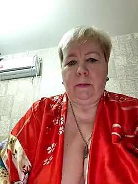 EffectFiona online show from February 27, 2026, 11:05 pm