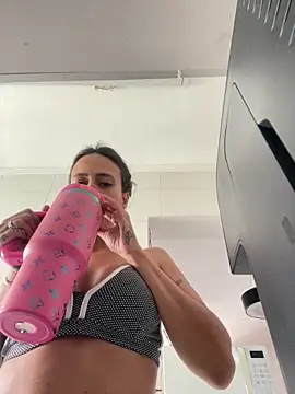 Snapshot of Gipoltergeist chatting on March 25, 2026, 5:52 pm Gipoltergeist online show from March 25, 2026, 5:52 pm