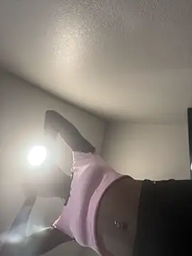 wishwashhy22 online show from April 9, 2026, 5:07 pm