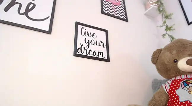 Snapshot of Joliet chatting on February 28, 2025, 7:05 am Joliet online show from February 28, 2025, 7:05 am