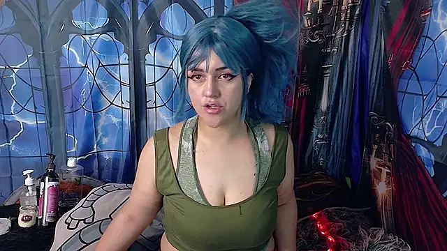 Snapshot of cristina_blu21 chatting on June 28, 2026, 2:34 pm cristina blu21 online show from June 28, 2026, 2:34 pm