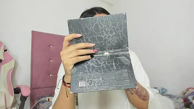 Snapshot of OSORIOMAFE chatting on December 8, 2024, 6:28 pm OSORIOMAFE online show from December 8, 2024, 6:28 pm