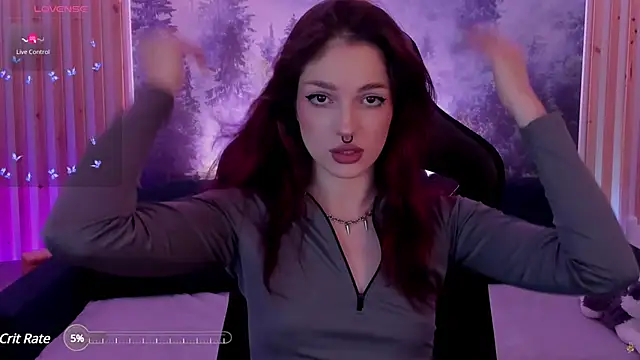 BratzieDarsie online show from December 14, 2024, 8:23 am