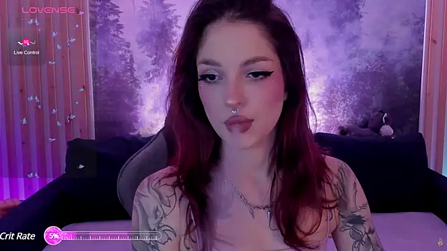 BratzieDarsie online show from December 21, 2024, 8:18 am