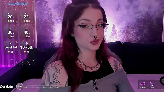 BratzieDarsie online show from January 7, 2025, 11:37 am