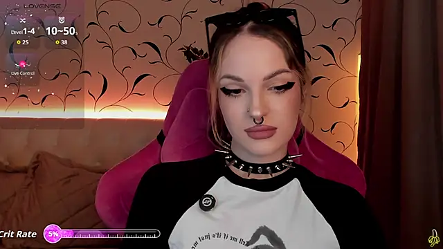 BratzieDarsie online show from October 11, 2025, 8:13 am