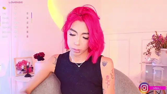 Mely-taylor online show from November 29, 2025, 6:44 pm