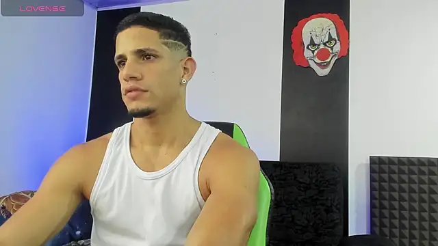 Snapshot of jhonnysnow17 chatting on January 30, 2025, 1:33 am jhonnysnow17 online show from January 30, 2025, 1:33 am