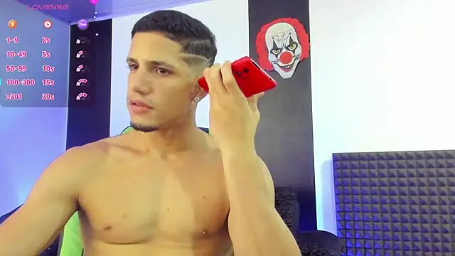 Snapshot of jhonnysnow17 chatting on January 30, 2025, 11:55 pm jhonnysnow17 online show from January 30, 2025, 11:55 pm