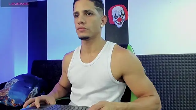 Snapshot of jhonnysnow17 chatting on February 1, 2025, 10:02 pm jhonnysnow17 online show from February 1, 2025, 10:02 pm