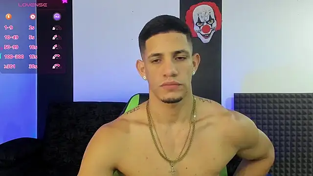 Snapshot of jhonnysnow17 chatting on February 17, 2025, 9:03 am jhonnysnow17 online show from February 17, 2025, 9:03 am