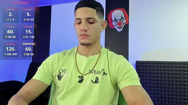 Snapshot of jhonnysnow17 chatting on March 6, 2025, 5:46 am jhonnysnow17 online show from March 6, 2025, 5:46 am