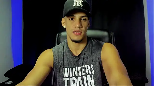 Snapshot of jhonnysnow17 chatting on September 27, 2025, 5:12 am jhonnysnow17 online show from September 27, 2025, 5:12 am