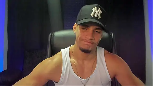 Snapshot of jhonnysnow17 chatting on October 4, 2025, 10:41 pm jhonnysnow17 online show from October 4, 2025, 10:41 pm