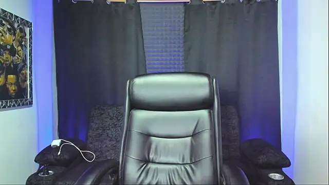 Snapshot of jhonnysnow17 chatting on October 25, 2025, 12:40 am jhonnysnow17 online show from October 25, 2025, 12:40 am