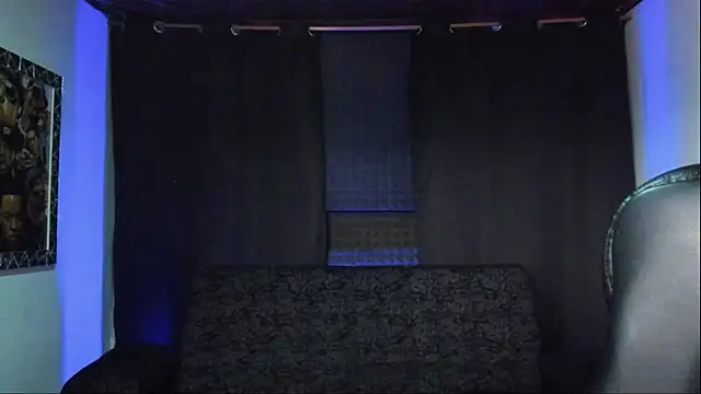 Snapshot of jhonnysnow17 chatting on October 31, 2025, 6:31 pm jhonnysnow17 online show from October 31, 2025, 6:31 pm