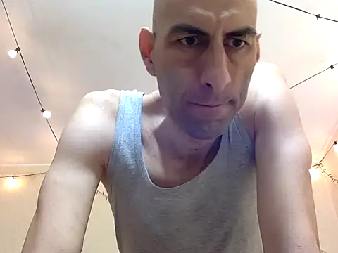 Snapshot of HandsomeAlfie chatting on September 27, 2025, 8:19 am HandsomeAlfie online show from September 27, 2025, 8:19 am