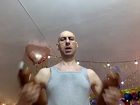 Snapshot of HandsomeAlfie chatting on March 14, 2026, 5:35 am HandsomeAlfie online show from March 14, 2026, 5:35 am